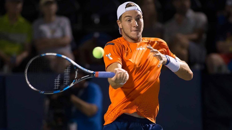 Vídeo | ¡Qué fortuna de Struff con este remate que volvió a su campo! -