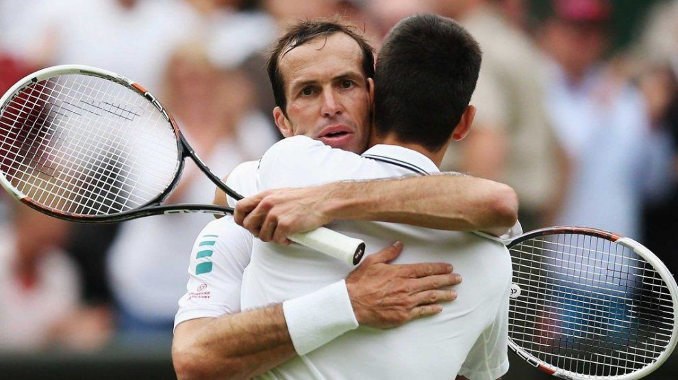Stepanek Djokovic abrazo