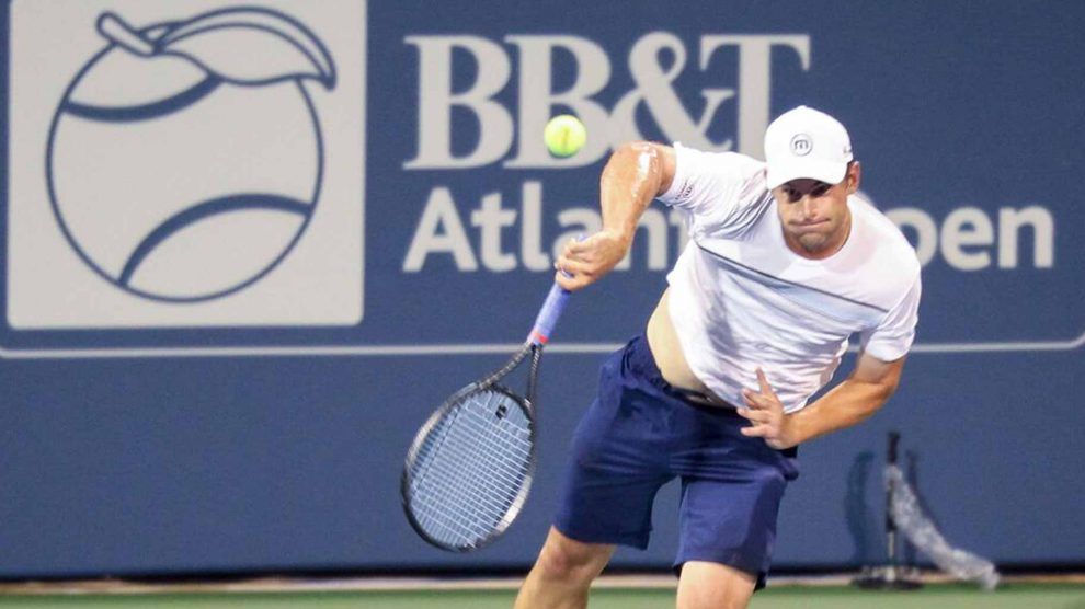 Andy Roddick sacando