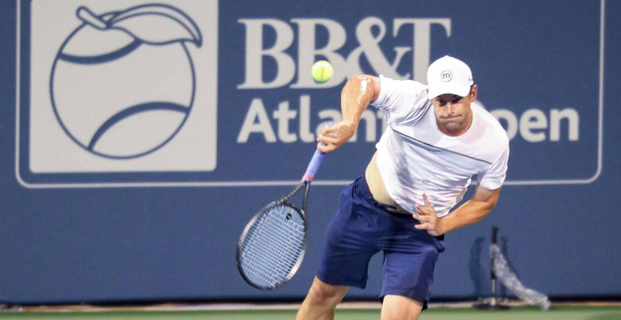 Andy Roddick sacando