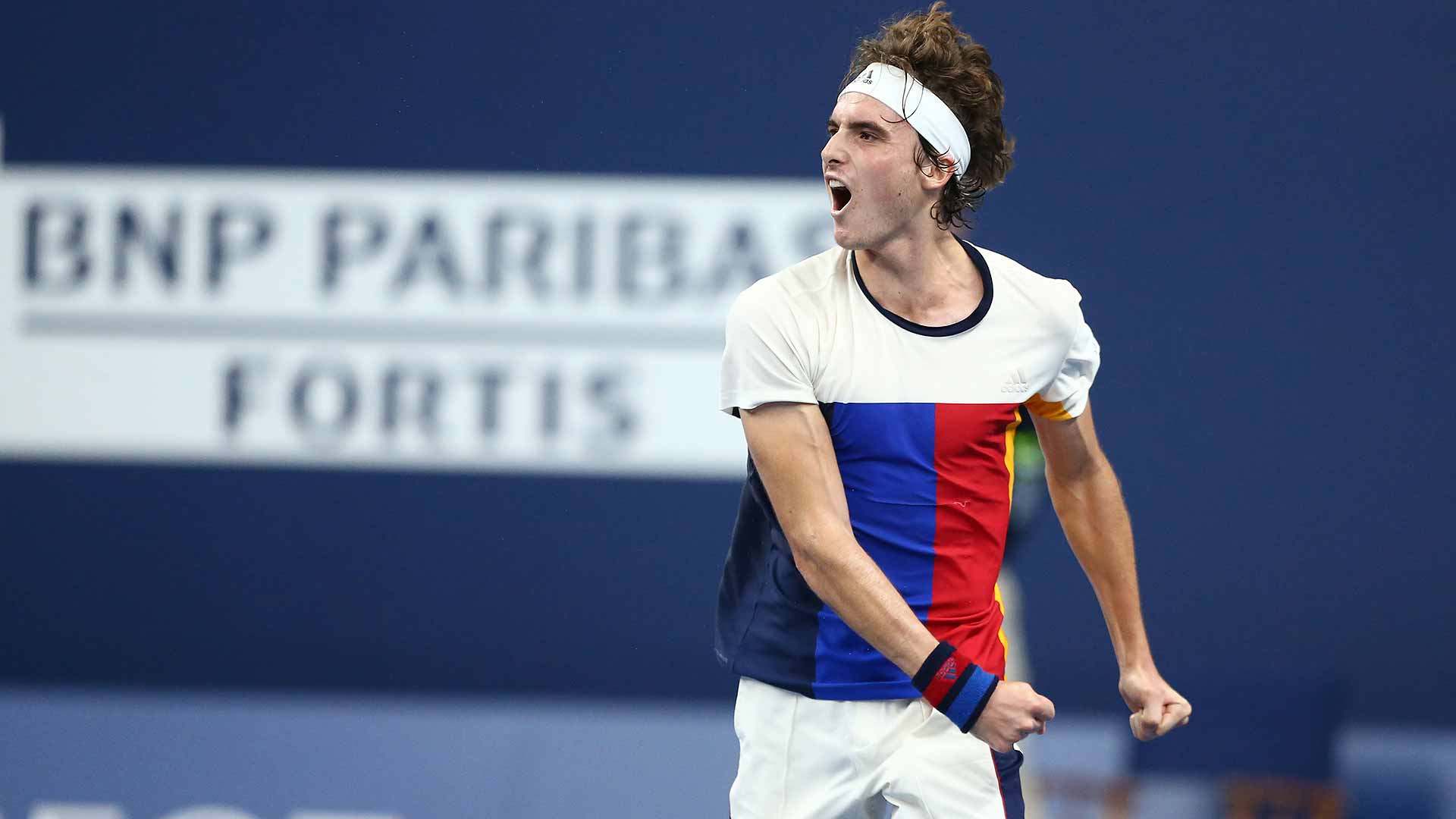 Stefanos Tsitsipas celebra una victoria