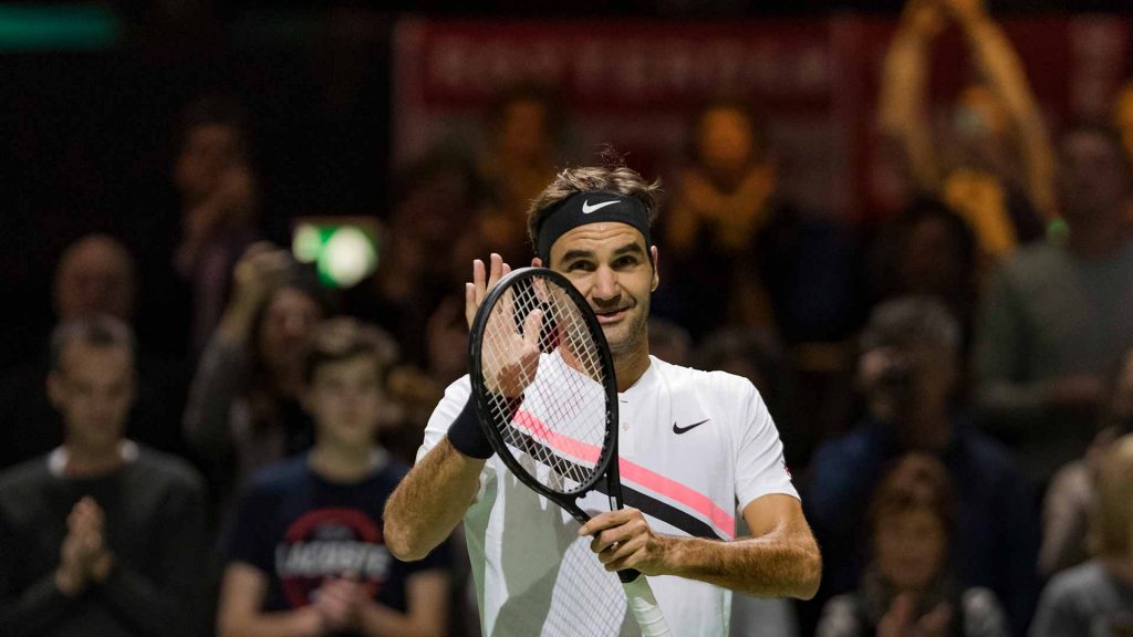 Federer ovaciona al público en el ATP de Rotterdam