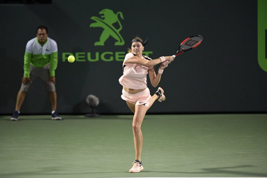 Kvitova golpea un revés en el Miami Open