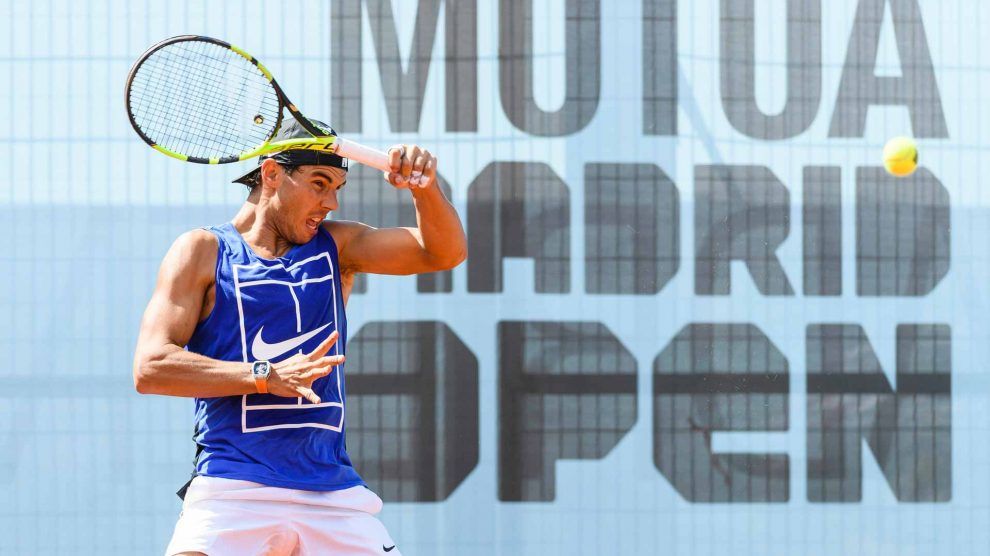 Nadal entrenando en las pistas del MMO
