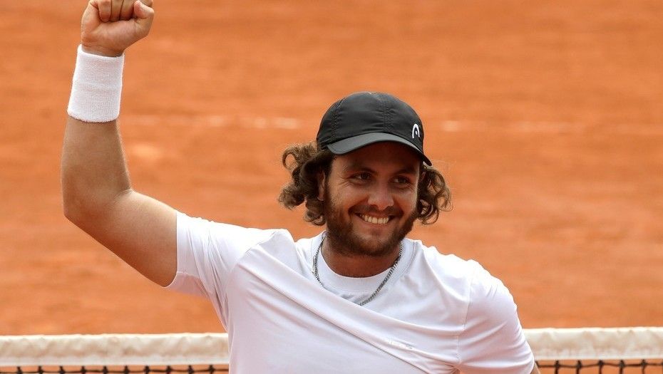 Trungelliti celebra su victoria en Roland Garros contra Tomic