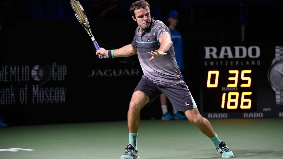 Gabashvili golpeando una derecha
