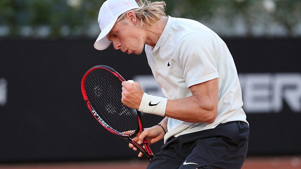 Shapovalov celebra un punto en el Masters 1000 de Roma
