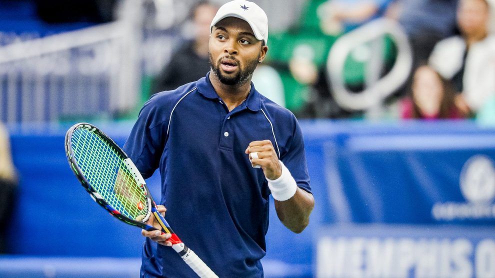 Donald Young celebrando un punto en el ATP de Memphis