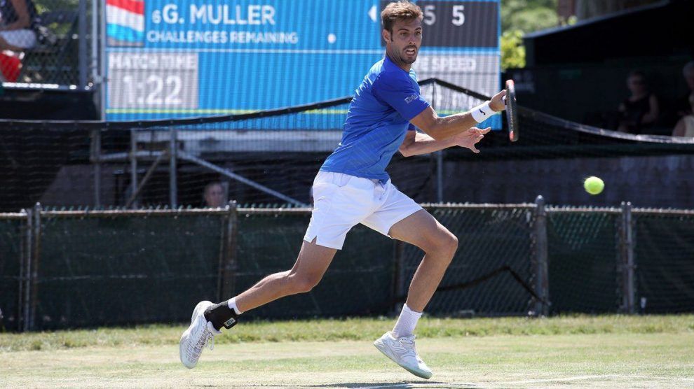 Granoller jugando un partido en el ATP 250 de Newport