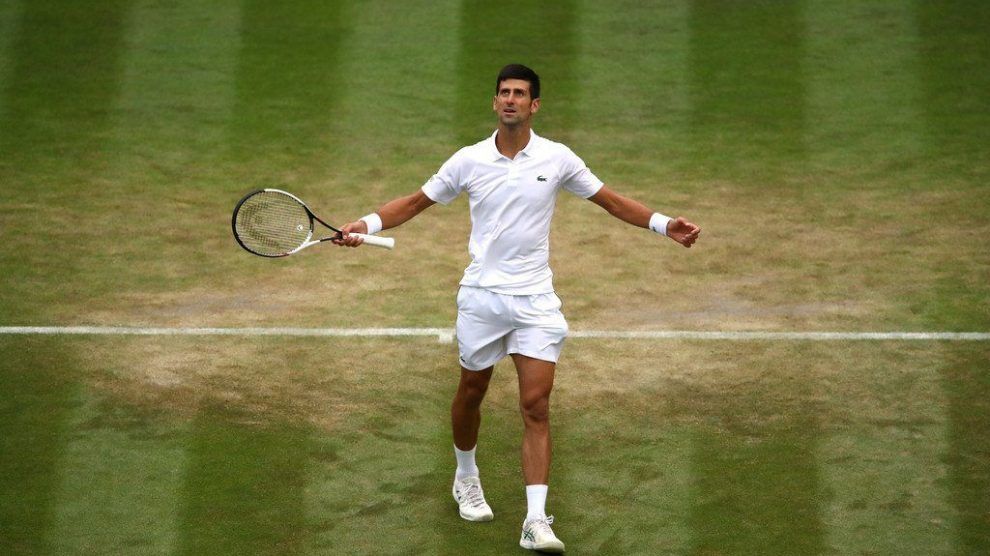 Djokovic celebra el triunfo ante Khachanov en Wimbledon