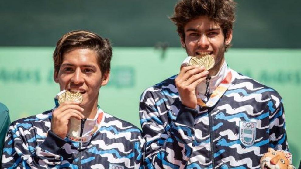 Sebastián Báez y Facundo Díaz Acosta disfrutan del Oro Olímpico en Buenos Aires 2018 | Foto: Sergio Llamera / Prensa ITF