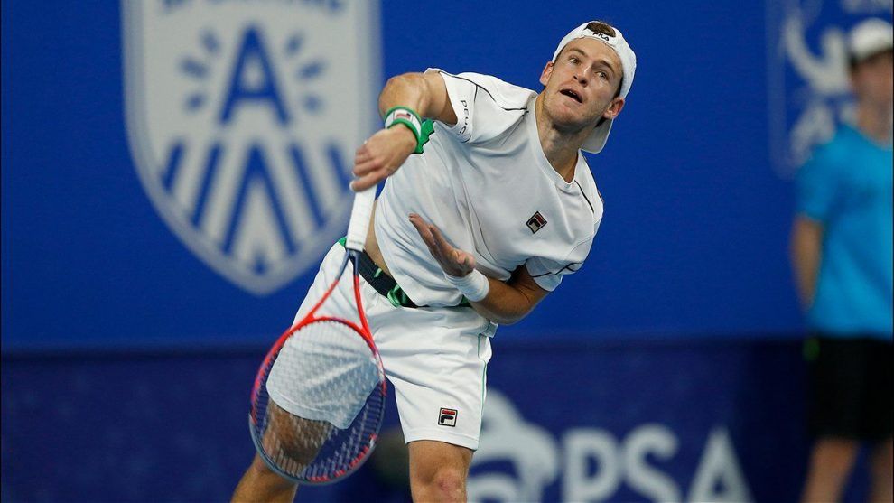 Schwartzman sacando en el ATP de Amberes