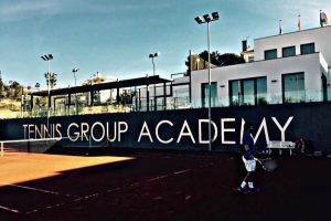 Leandro Serrano en las instalaciones de Tenis Group Academy