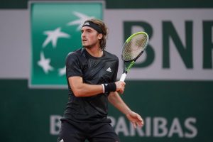 Stefanos Tsitsipas supera a Cuevas y avanza en Roland Garros - Stefanos Tsitsipas Roland Garros