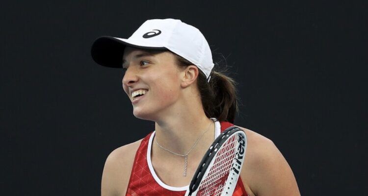 Swiatek se deshace a palos de Giorgi