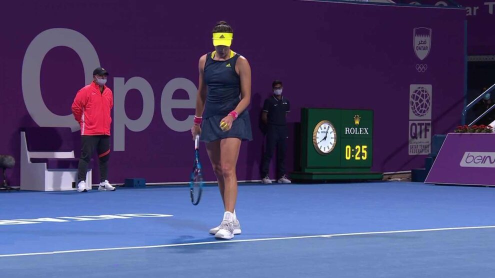 Garbiñe Muguruza saque tenis