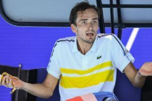 Medvedev baja Masters Montecarlo 2021