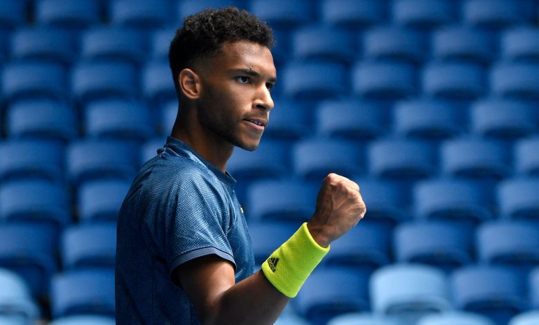 Aliassime acaba con Shapovalov en Barcelona