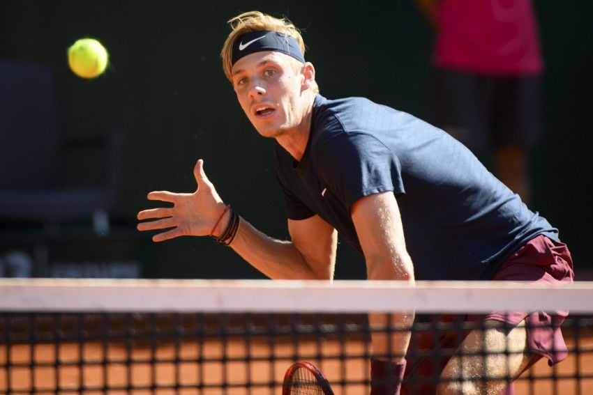 Shapovalov baja Roland Garros