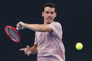 Bolt Majchrzak Challenger Nottingham