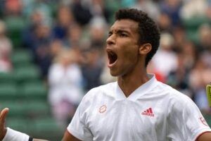 Aliassime Golpe Zverev Wimbledon