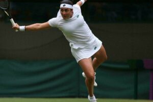 muguruza jabeur wimbledon 2021