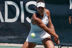 Rebeka Masarova carrera tenis