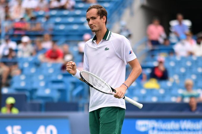 Medvedev no falla ante Dimitrov en el ATP Cincinnati