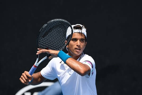 Zane Khan tenis estadounidense