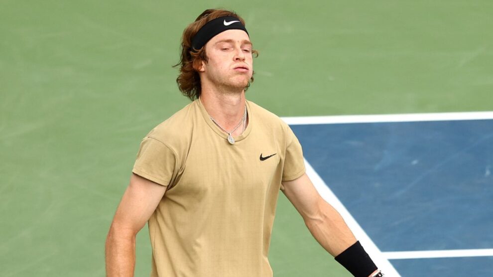 Andrey Rublev disfrutando tenis