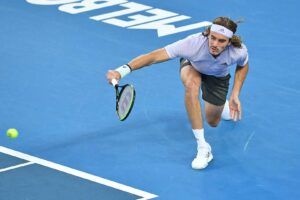 Tsitsipas operación codo