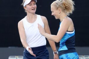Krejcikova Siniakova WTA Finals