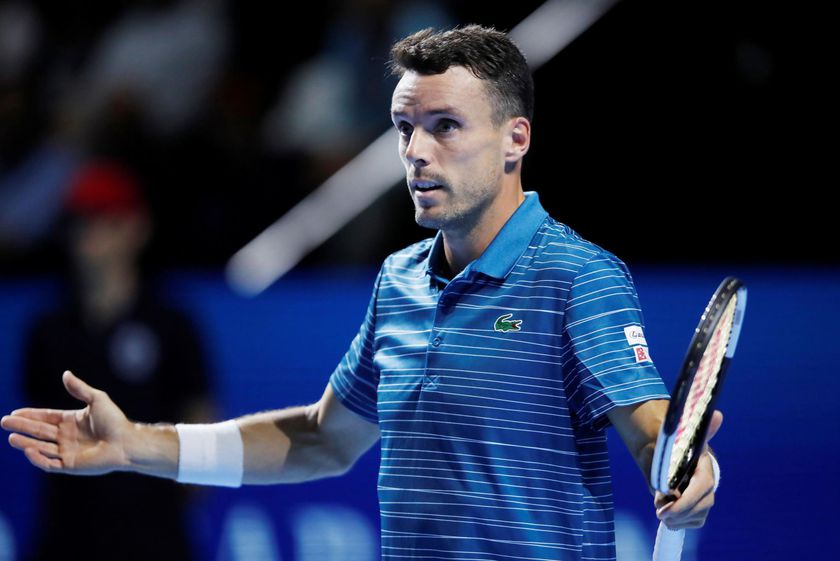 Duckworth acaba con Bautista en primera de París Bercy