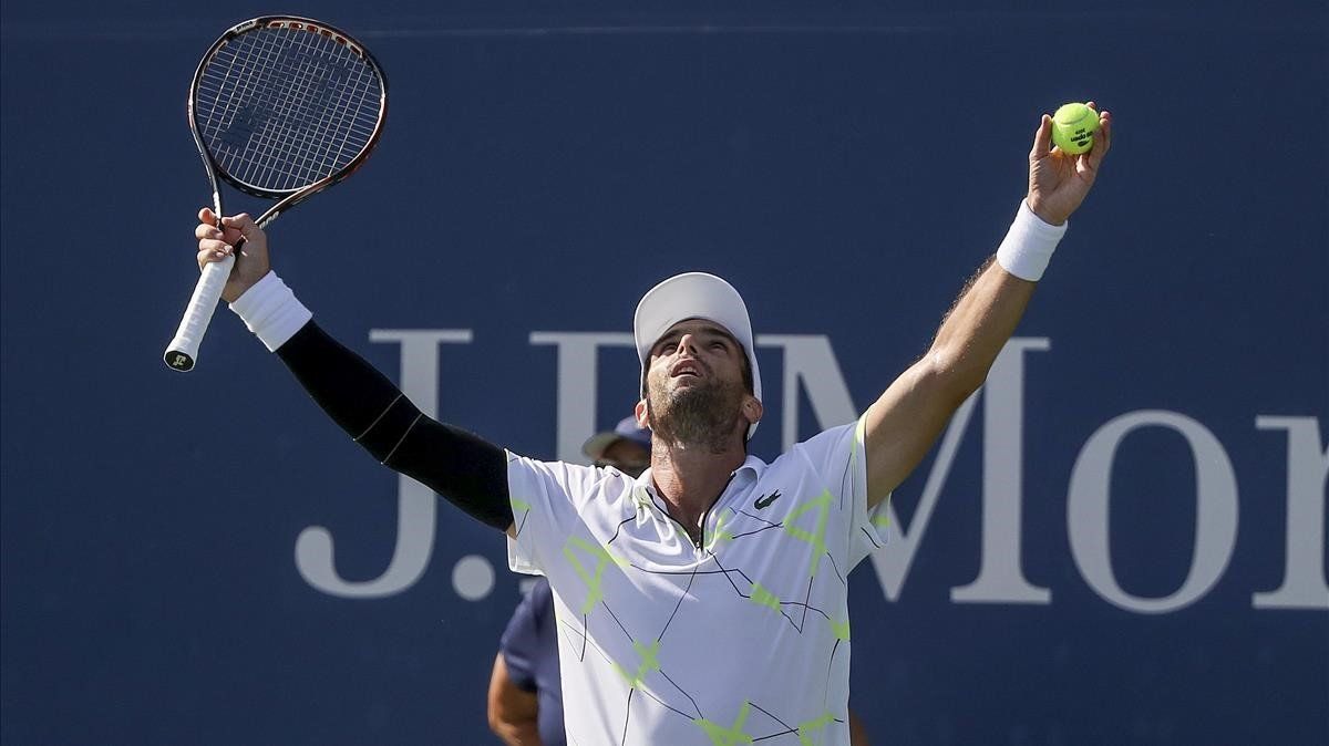 Andújar somete a Dzumhur por la vía rápida en el Open de Australia