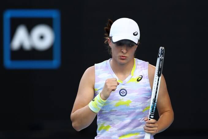 Swiatek resiste a una gran Cirstea en Australia