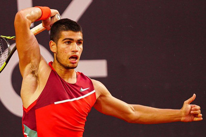 Alcaraz superó a Berrettini para estar en semis de Río