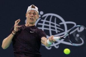 Shapovalov Molcan ATP Doha