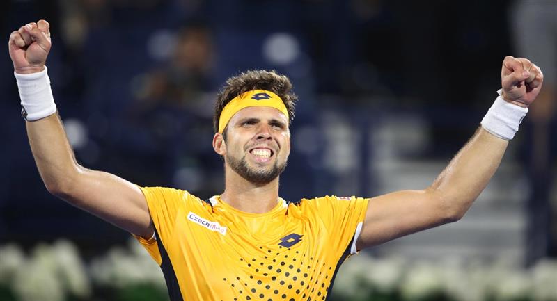 Vesely Shapovalov ATP Dubái