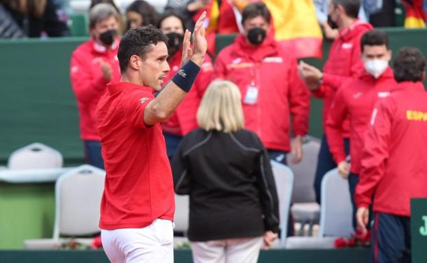Bautista problemas físicos copa davis