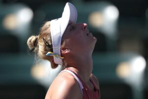 Vondrousova supera a Kontaveit en Indian Wells - Vondrousova Kontaveit Indian Wells