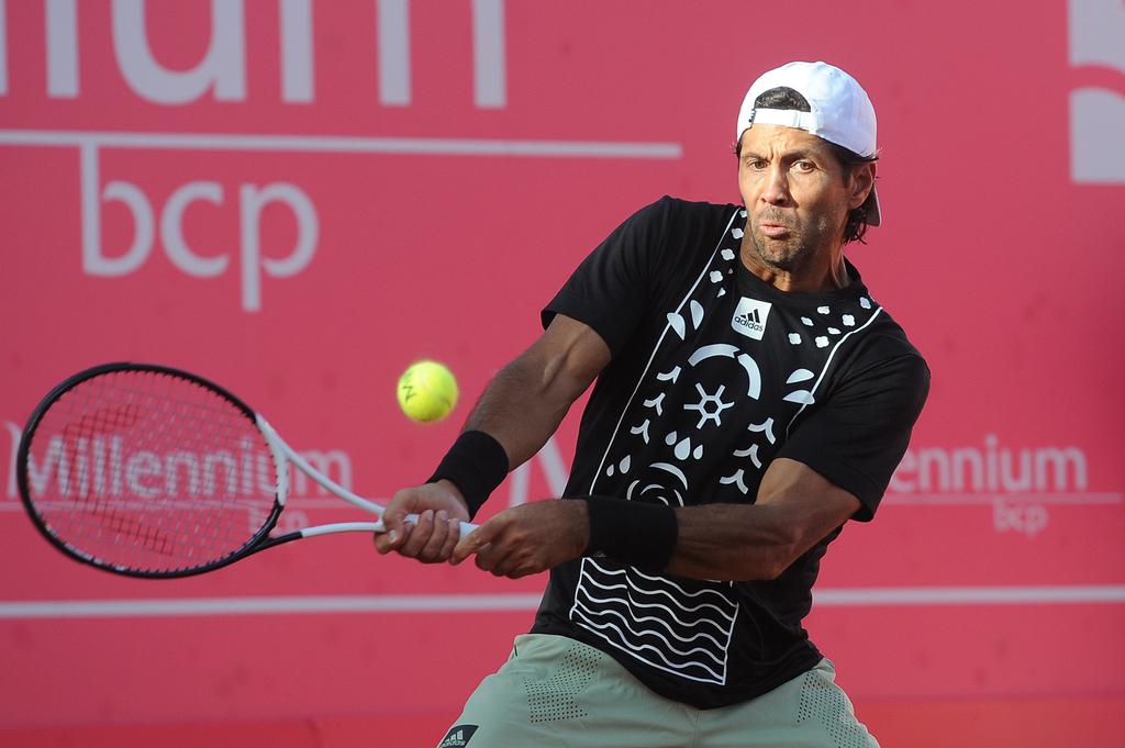 Verdasco impone su juego ante Cuevas en Estoril