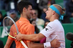 Davidovich trabajando estar concentrado