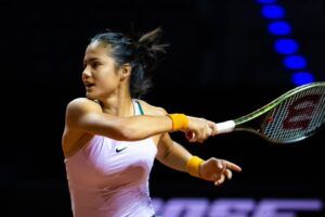 Raducanu Sanders WTA Stuttgart
