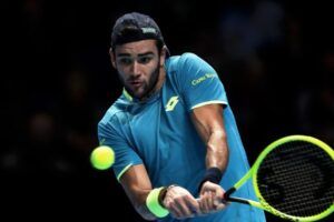 Berrettini pierde gira tierra