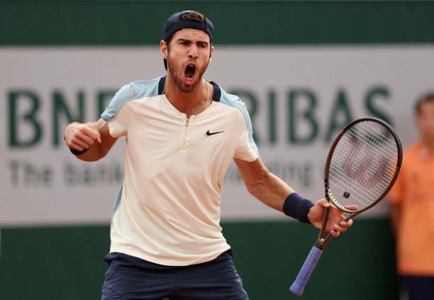 Khachanov trabajó para sacar a Dellien en Roland Garros
