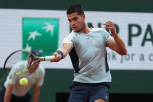 Televisión roland garros alcaraz korda
