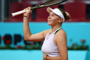 Anisimova Azarenka WTA Madrid