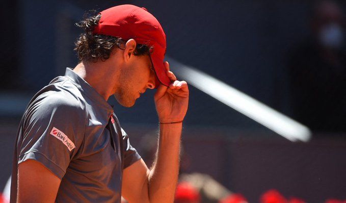 Thiem vuelve a caer en primera ronda de Roland Garros