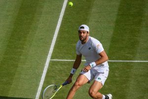 Matteo Berrettini baja Wimbledon