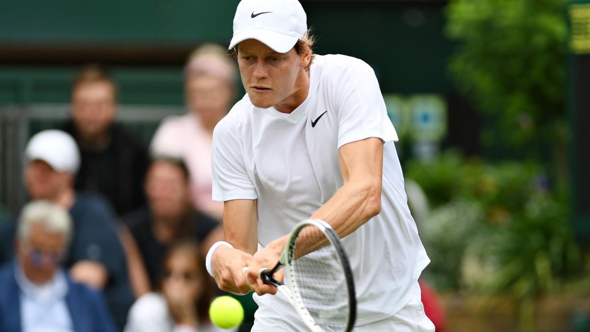Sinner derrota a Ymer para seguir en Wimbledon